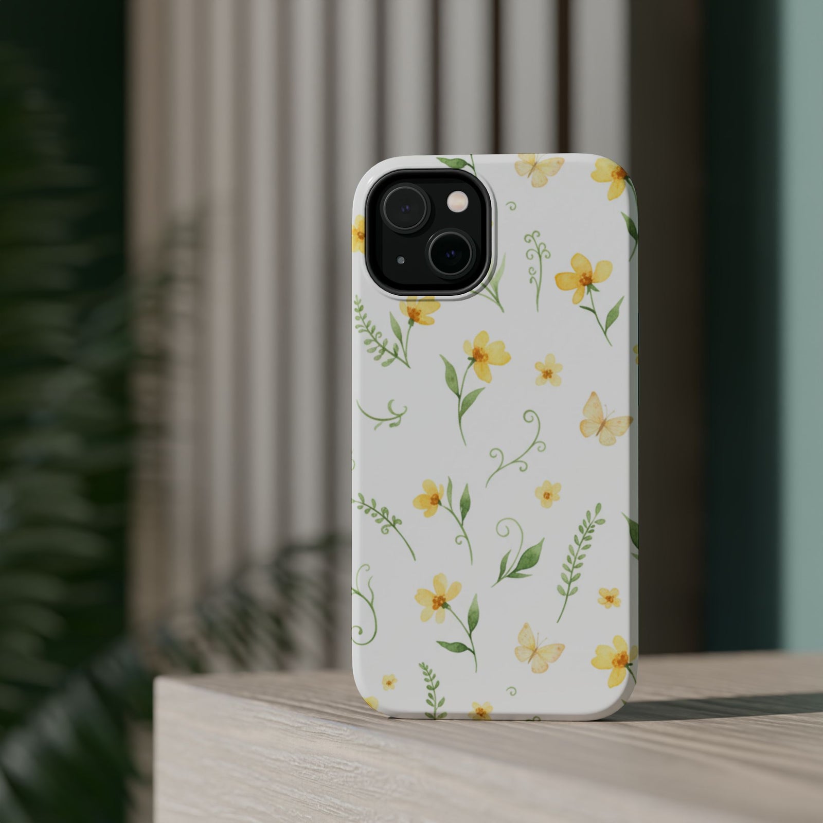 Daisy Whisper | Tough MagSafe Case