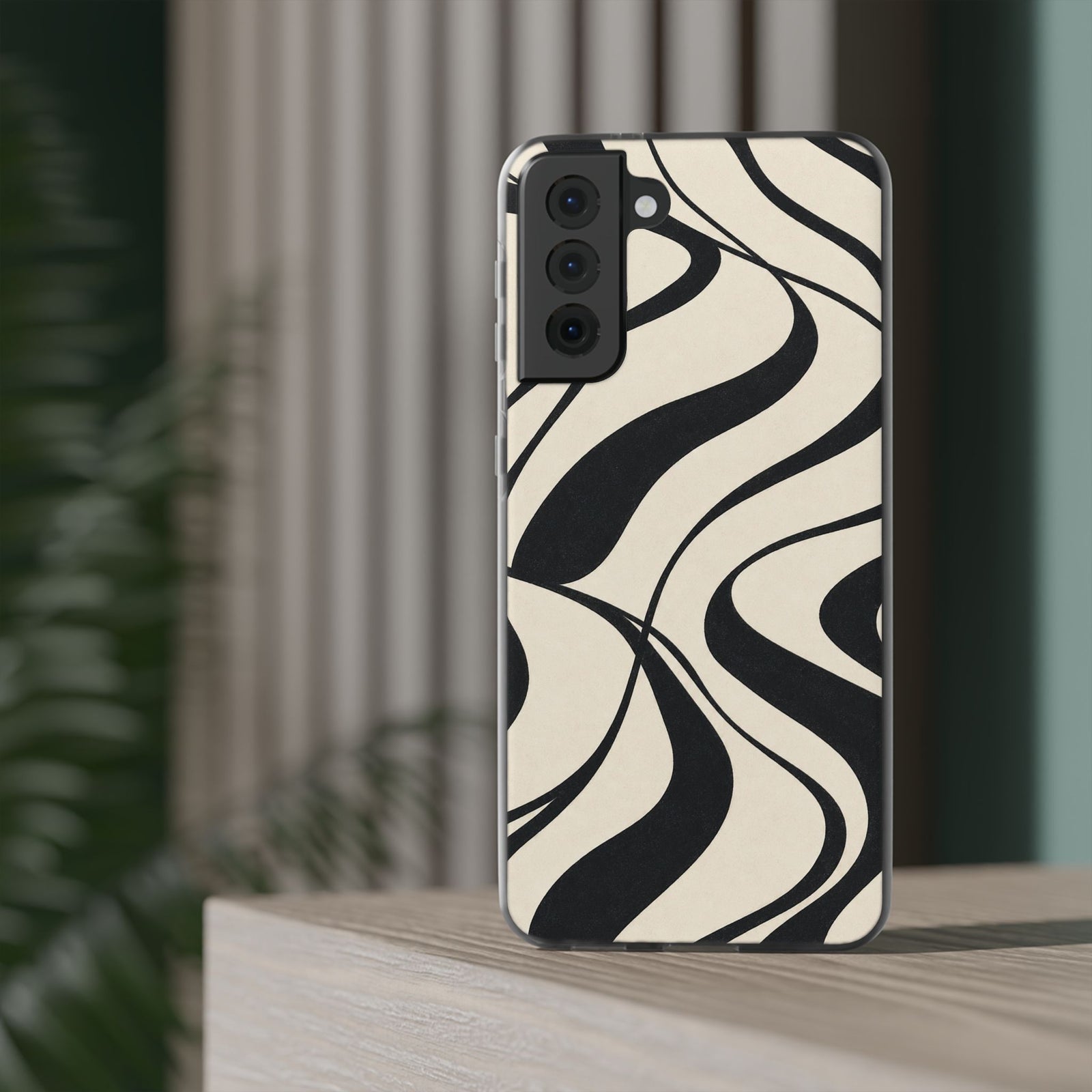 Ivory Black | Clear Case